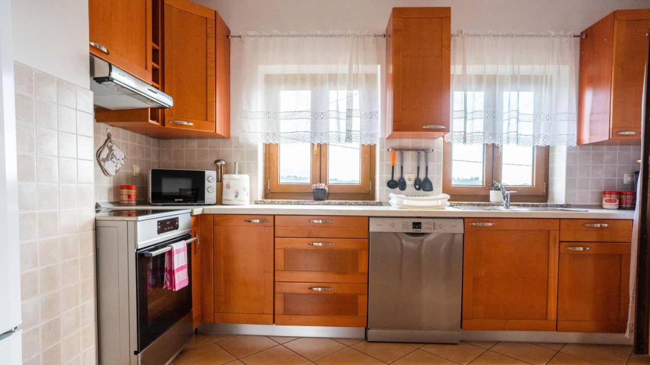 דוברובו Apartma Tri Oljke מראה חיצוני תמונה